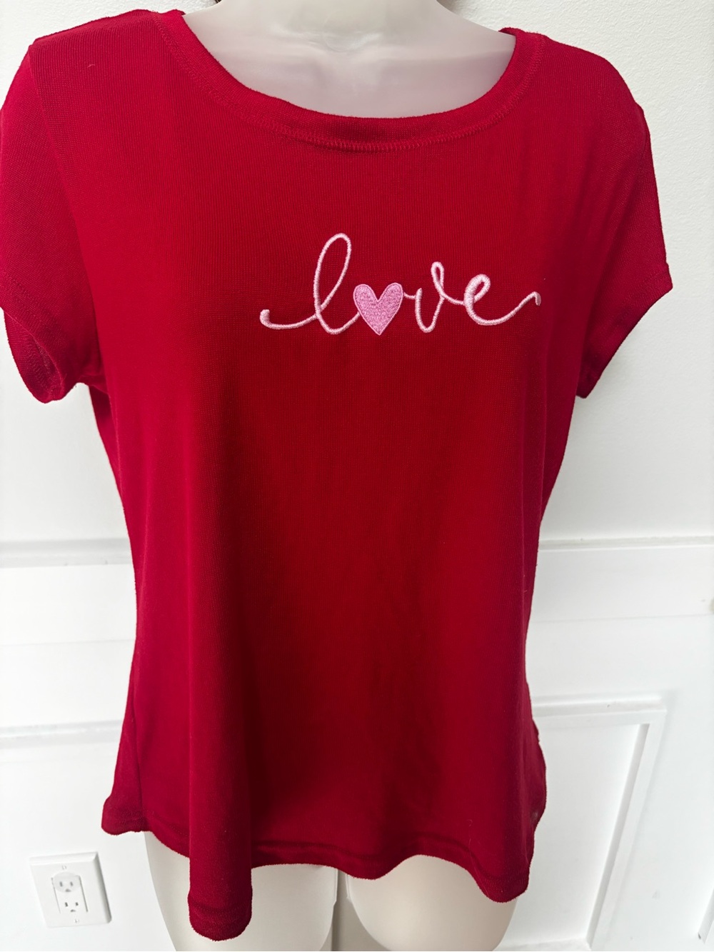 Laura Ashley Women’s Red 'Love' Short Sleeve Tee